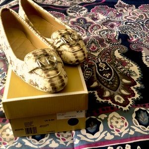 Michael Kors size 9.5 flats.